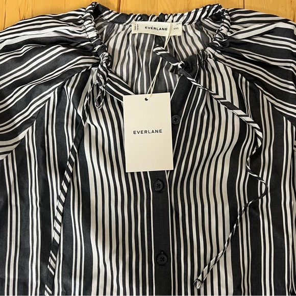 NWT! Everlane Gathered Shirt Butterlite Striped Button Front Women Size XXS - Picture 9 of 13